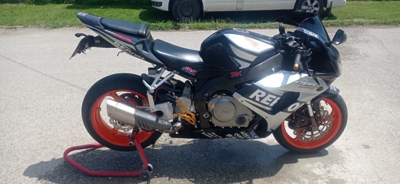 Honda Cbr 1000 RR, снимка 8 - Мотоциклети и мототехника - 52620893