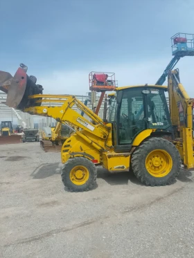 Багер Komatsu WB93R, снимка 4