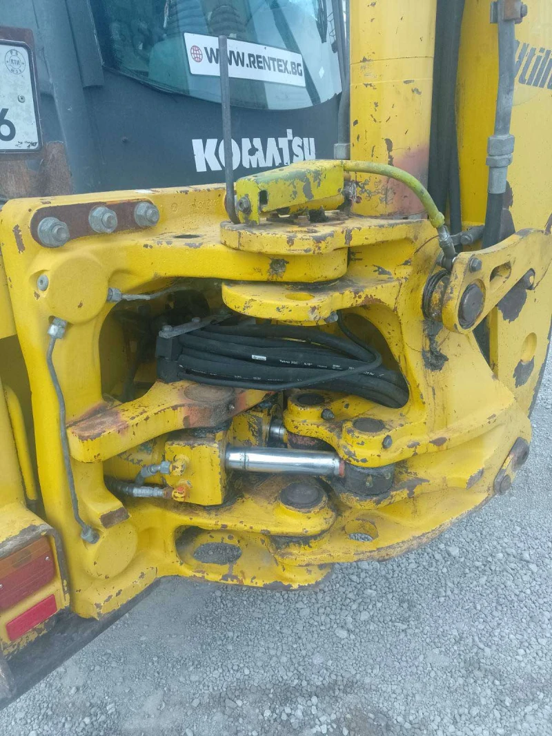 Багер Komatsu WB93R, снимка 12 - Индустриална техника - 49919865