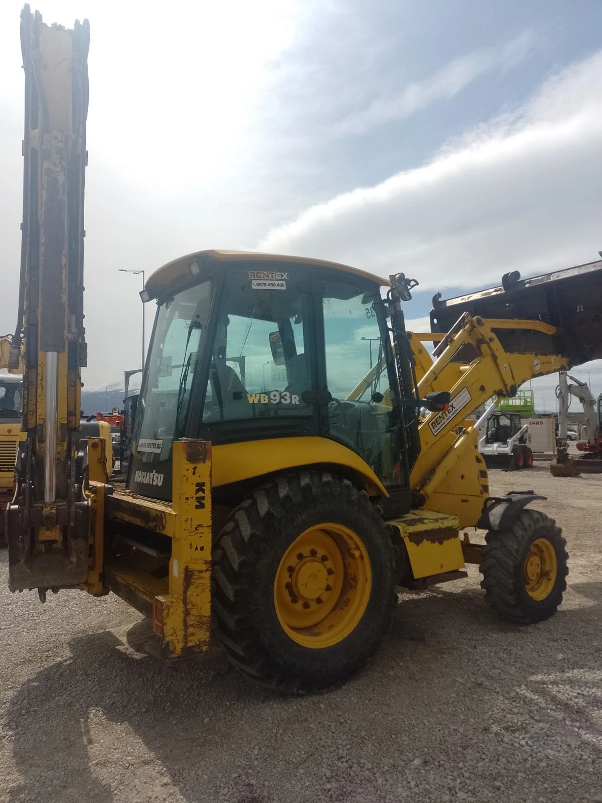 Багер Komatsu WB93R - изображение 10