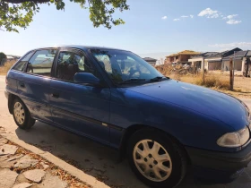 Opel Astra 1.6, снимка 3