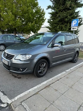 VW Touran 2.0 TDI 6+ 1 automatic , снимка 2