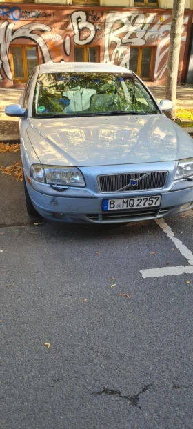  Volvo S80