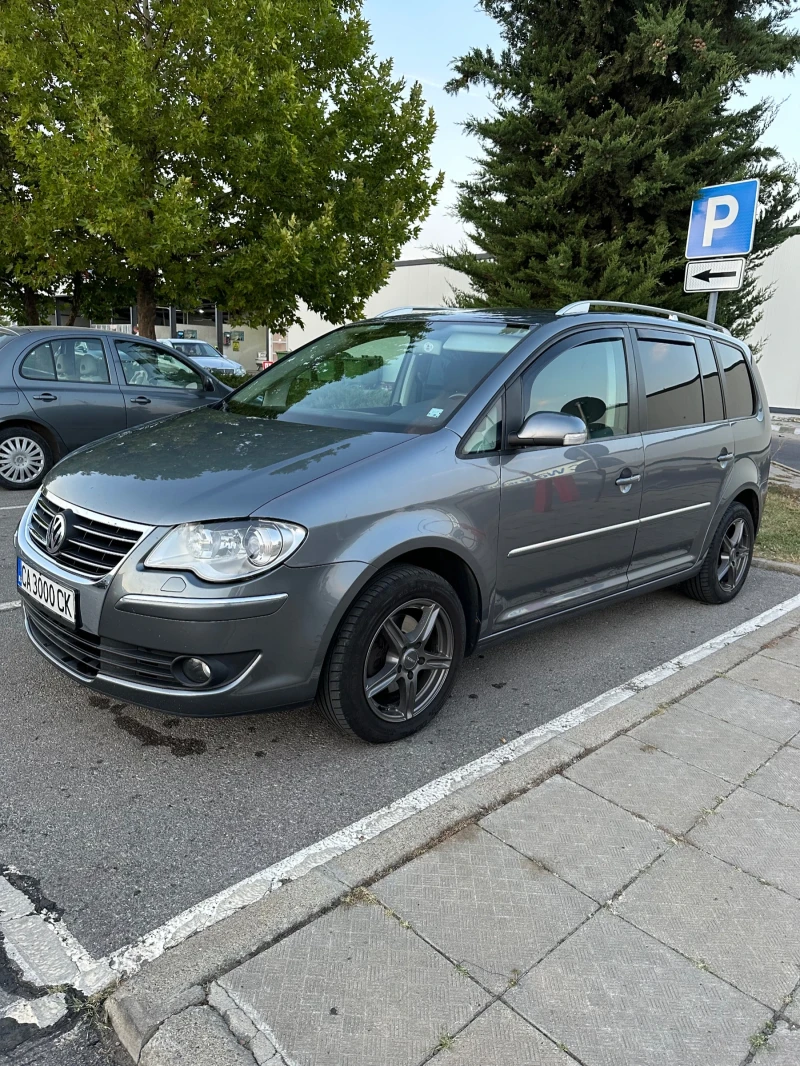 VW Touran 2.0 TDI 6+ 1 automatic , снимка 2 - Автомобили и джипове - 48736797