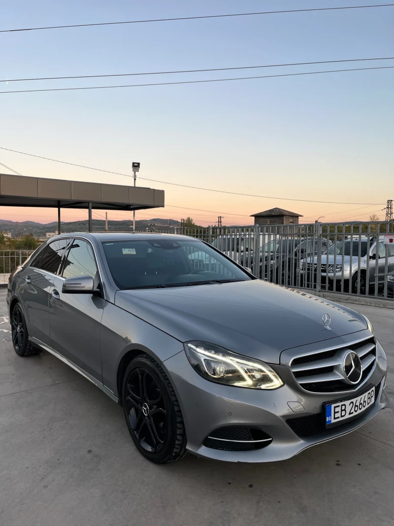 Mercedes-Benz E 250 4 MATIC, снимка 1 - Автомобили и джипове - 48848231