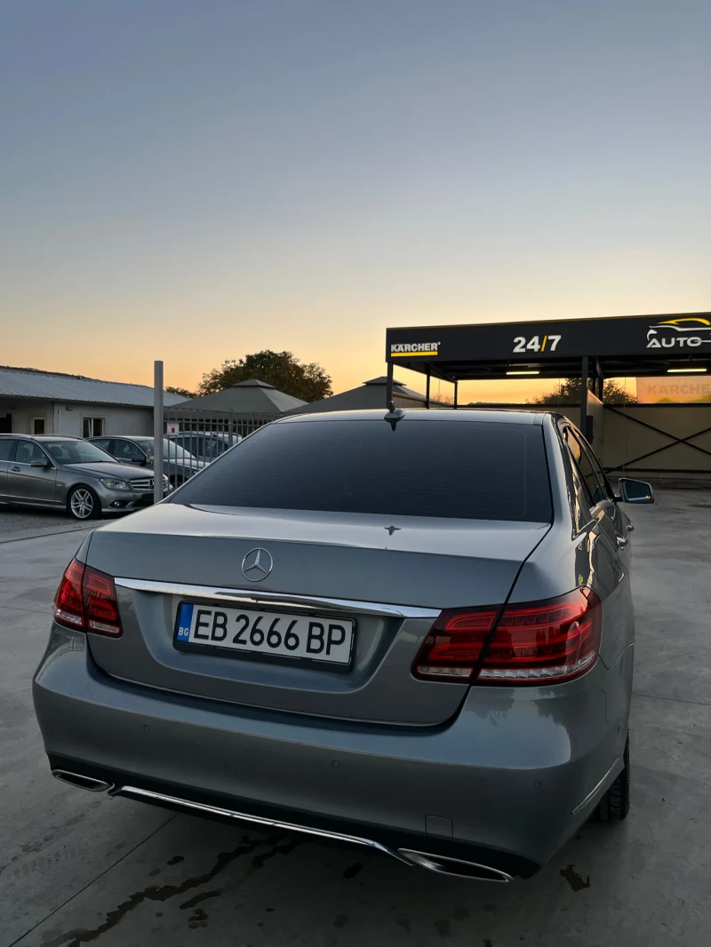 Mercedes-Benz E 250 4 MATIC, снимка 5 - Автомобили и джипове - 48848231