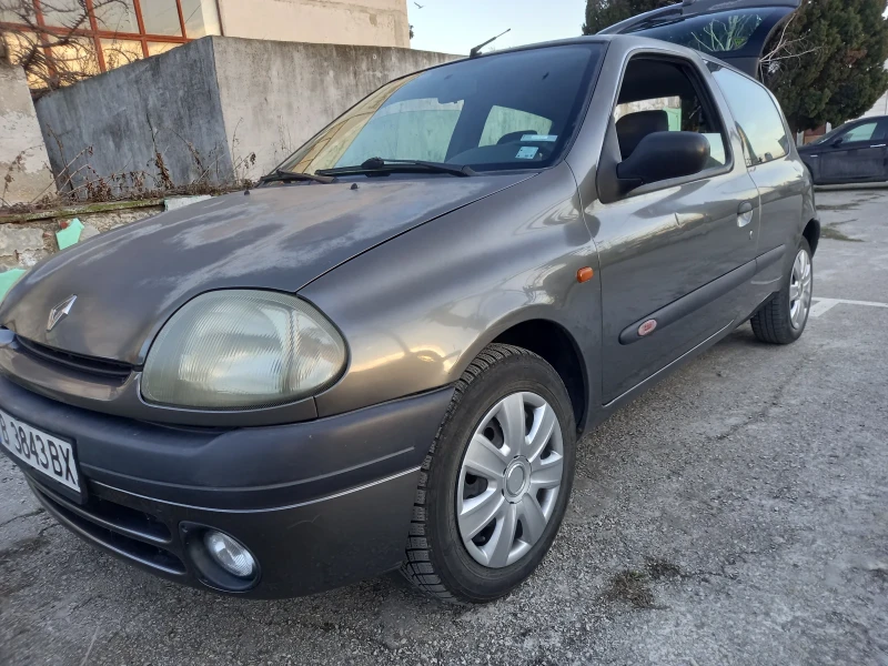 Renault Clio, снимка 4 - Автомобили и джипове - 48963606