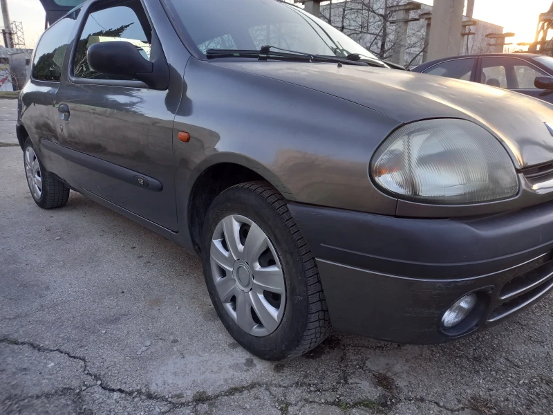 Renault Clio, снимка 6 - Автомобили и джипове - 48963606