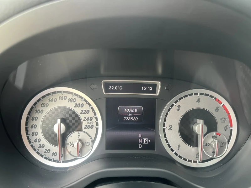 Mercedes-Benz A 200 2.0 CDI AMG, снимка 13 - Автомобили и джипове - 50650534