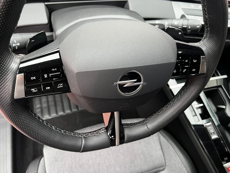 Opel Astra 1.5 Elegance Business avtomat, снимка 10 - Автомобили и джипове - 50959528