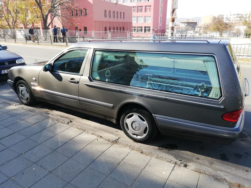 Mercedes-Benz E 250 2500 Коментар 