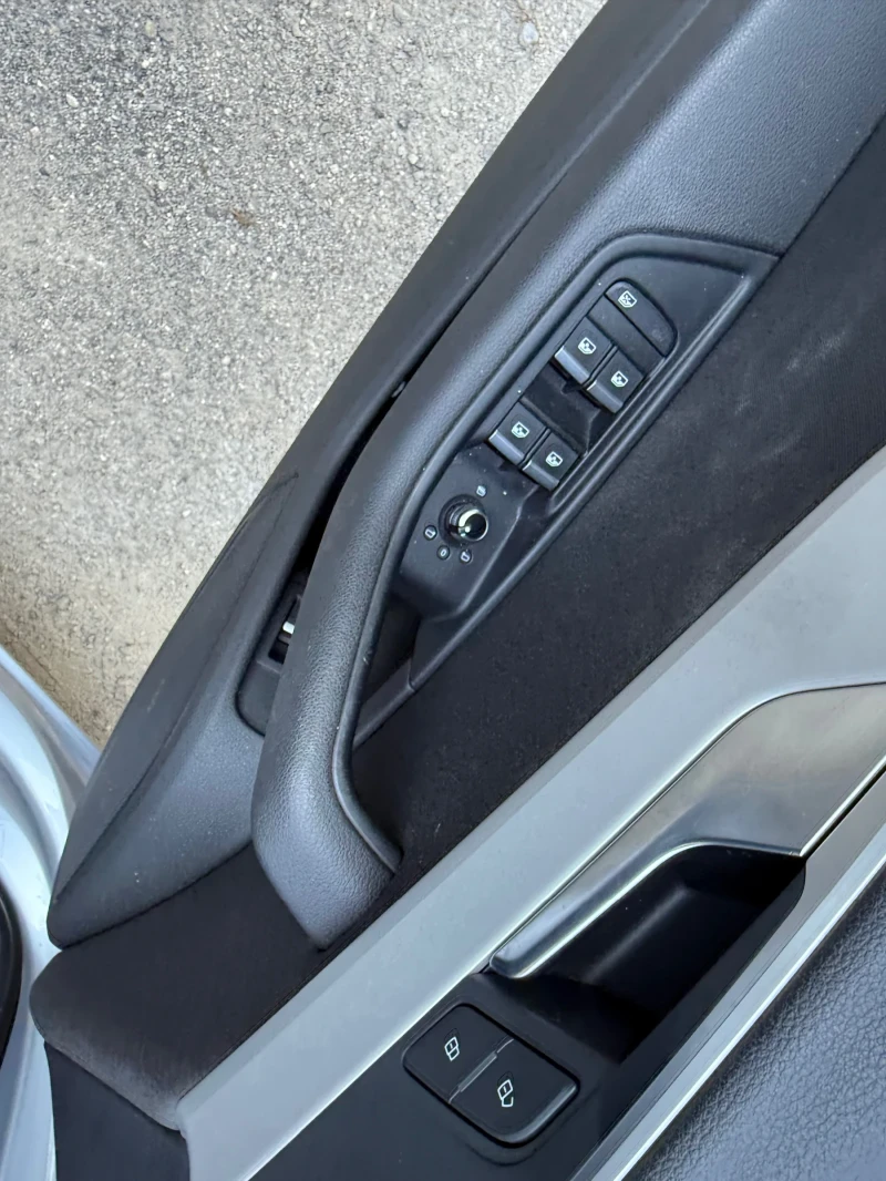 Audi A4 2.0 TFSI, снимка 15 - Автомобили и джипове - 52015674