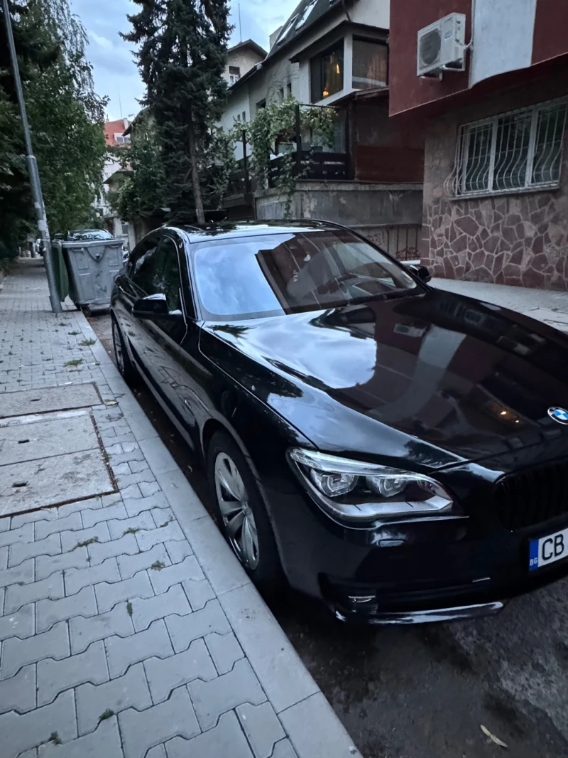 BMW 730