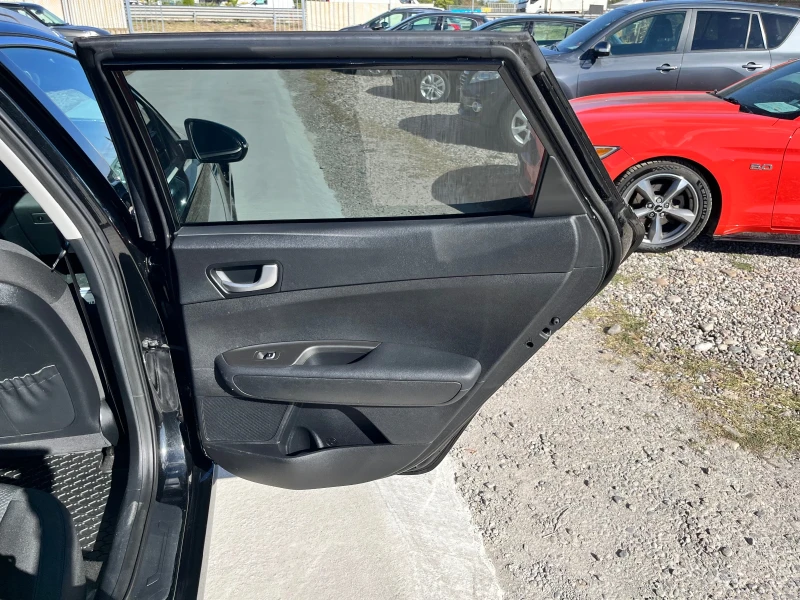 Kia Optima 1.7 CRDi   2017   ДАНИЯ, снимка 11 - Автомобили и джипове - 52476963