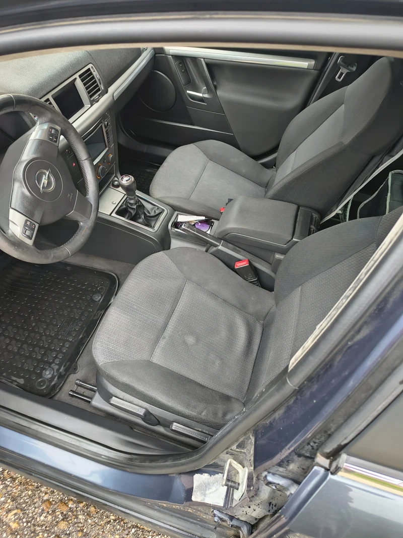 Opel Vectra 1.9cdti, снимка 7 - Автомобили и джипове - 52585886