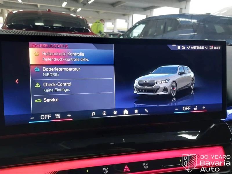 BMW i5 M60 xDrive Touring, снимка 11 - Автомобили и джипове - 52834299