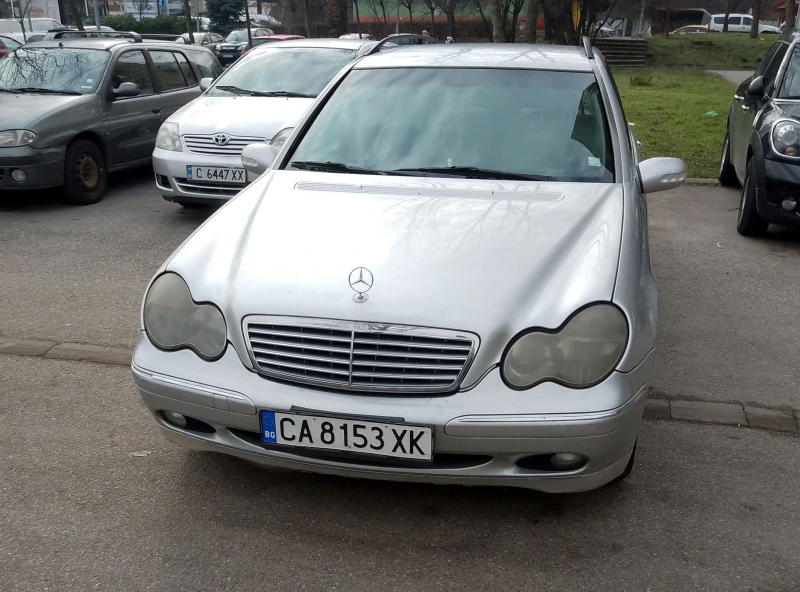 Mercedes-Benz C 270 Elegance, снимка 2 - Автомобили и джипове - 53212665