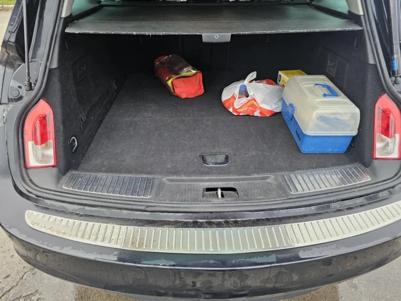 Opel Insignia, снимка 12 - Автомобили и джипове - 53335256