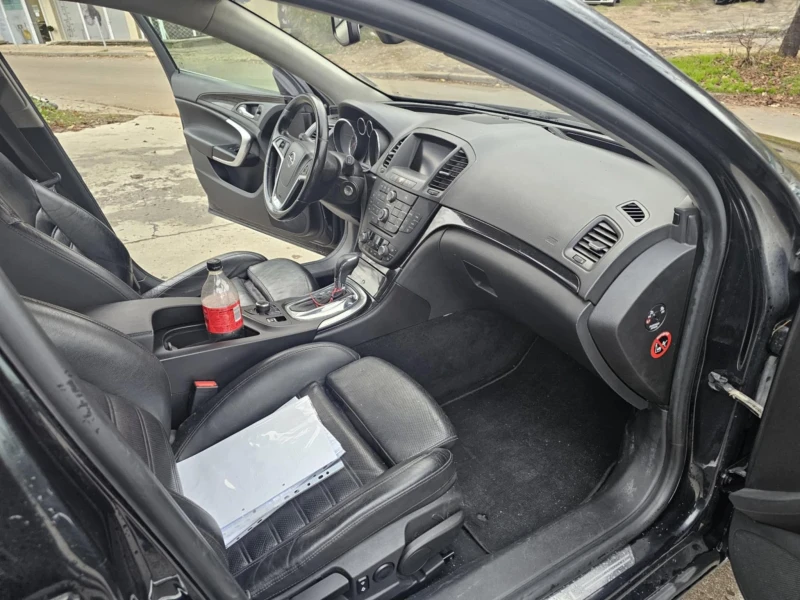 Opel Insignia, снимка 8 - Автомобили и джипове - 53335256