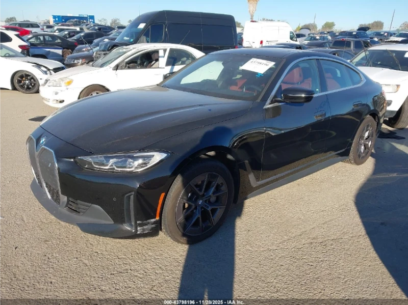 BMW i4 GRAN COUPE* ПОДГРЕВ* АMBIENT* HI-FI, снимка 3 - Автомобили и джипове - 53389021