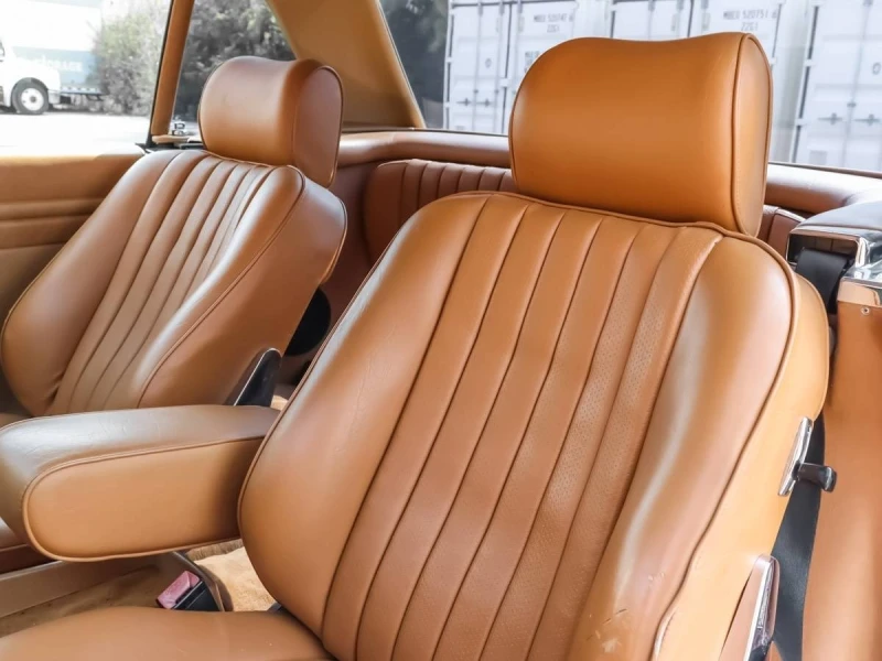 Mercedes-Benz 560 2dr Roadster 560SL С РЕГИСТРАЦИЯ & АВТОКРЕДИТ, снимка 10 - Автомобили и джипове - 53397654