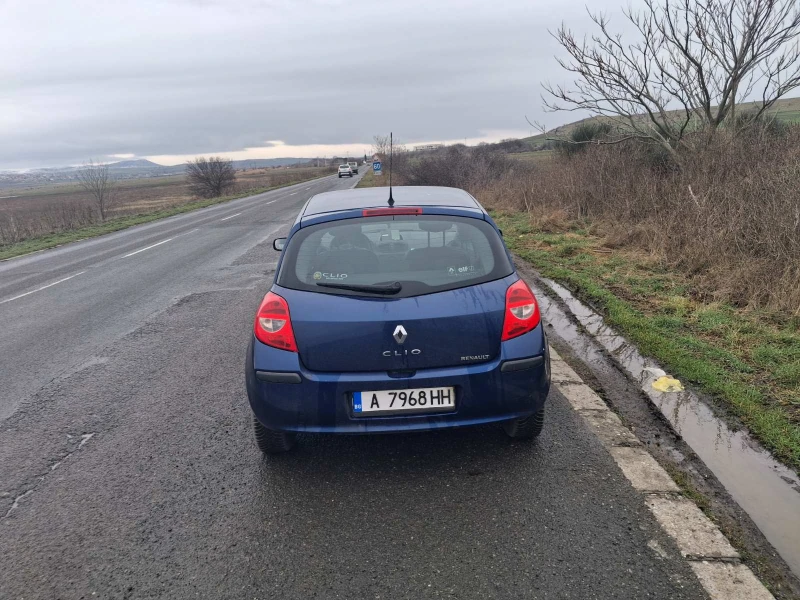 Renault Clio, снимка 2 - Автомобили и джипове - 53426968