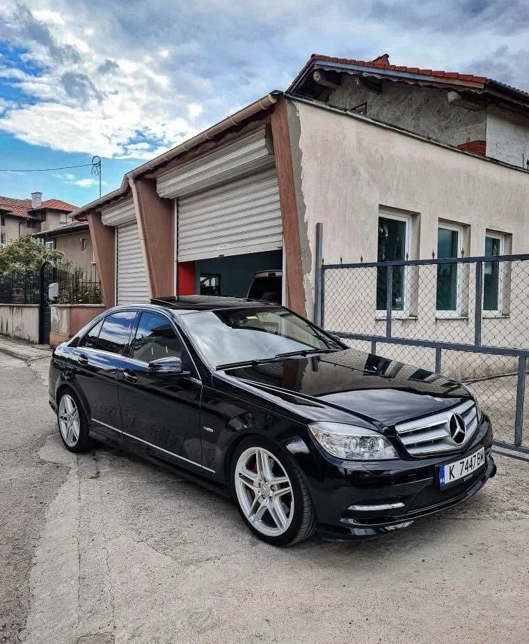 Mercedes-Benz C 350  - изображение 3