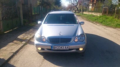 Mercedes-Benz C 240