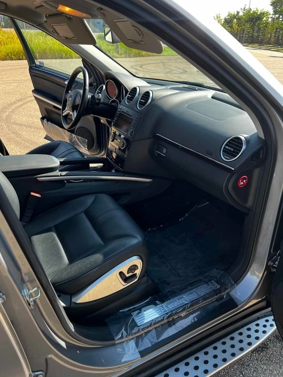 Mercedes-Benz ML 550 * CARFAX * БЕЗ ПЪРВОНАЧАЛНА ВНОСКА - изображение 9