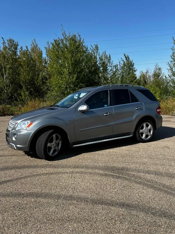 Mercedes-Benz ML 550 * CARFAX * БЕЗ ПЪРВОНАЧАЛНА ВНОСКА - изображение 3