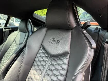 Audi Tt RS 2.5T quattro* АвтоКредит* (Цена до БГ) , снимка 12 - Автомобили и джипове - 53751090