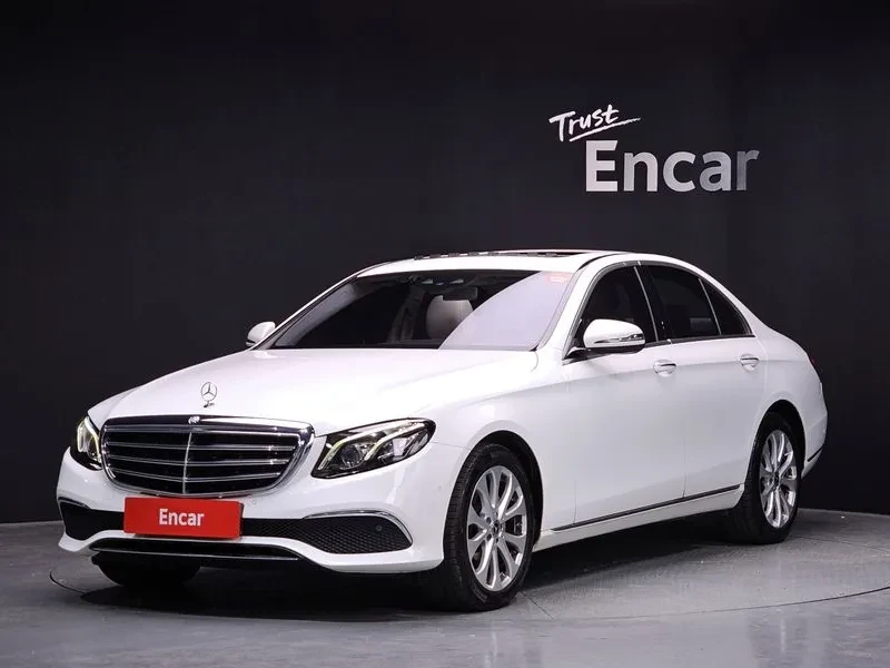 Mercedes-Benz E 220 Exclusive