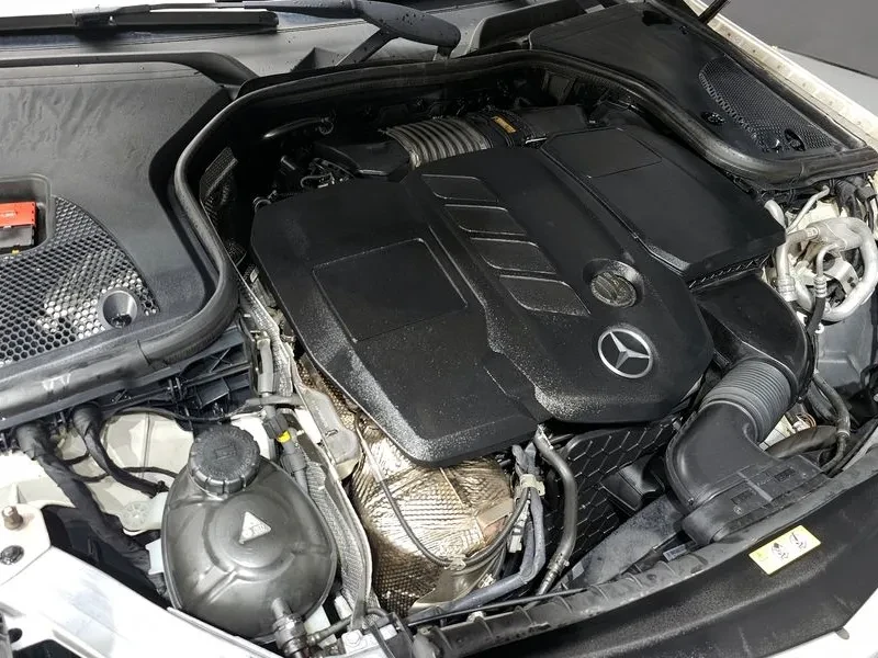 Mercedes-Benz E 220 Exclusive, снимка 6 - Автомобили и джипове - 55101900
