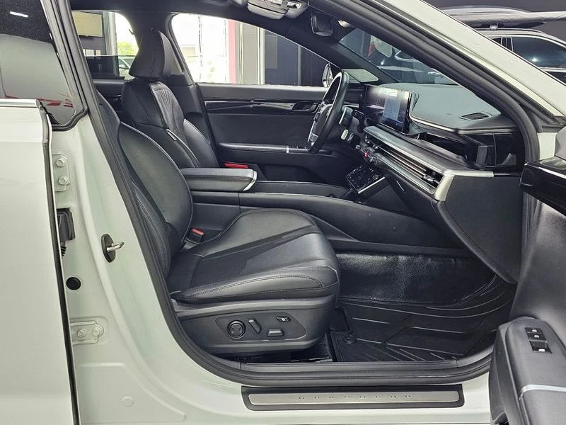 Hyundai Grandeur 3.5 Automatic, снимка 8 - Автомобили и джипове - 55463174