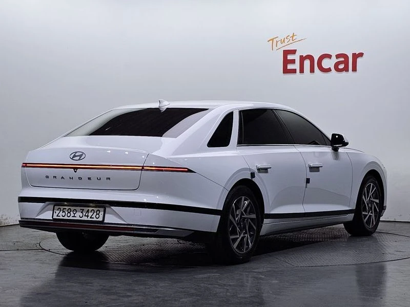 Hyundai Grandeur 3.5 Automatic, снимка 3 - Автомобили и джипове - 55463174
