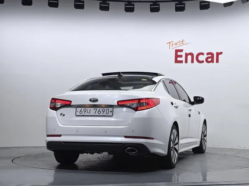 Kia K5 2.0LPG, снимка 4 - Автомобили и джипове - 55927382