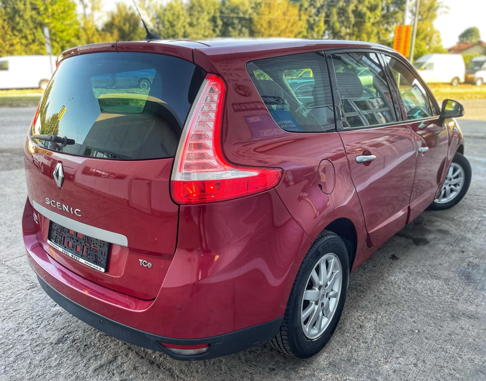 Renault Grand scenic 1.3 TCe - изображение 6