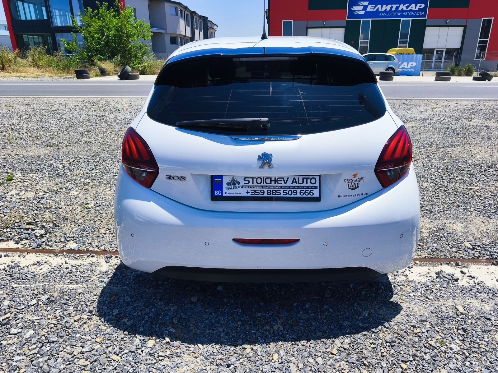 Peugeot 208  - изображение 4