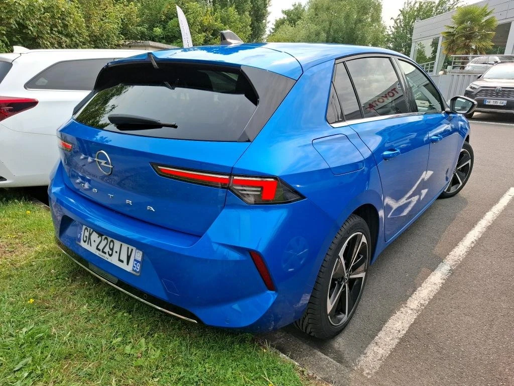 Opel Astra 1.5 Elegance Business avtomat - изображение 3