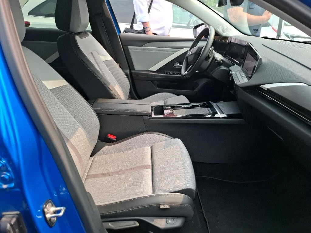 Opel Astra 1.5 Elegance Business avtomat - изображение 5