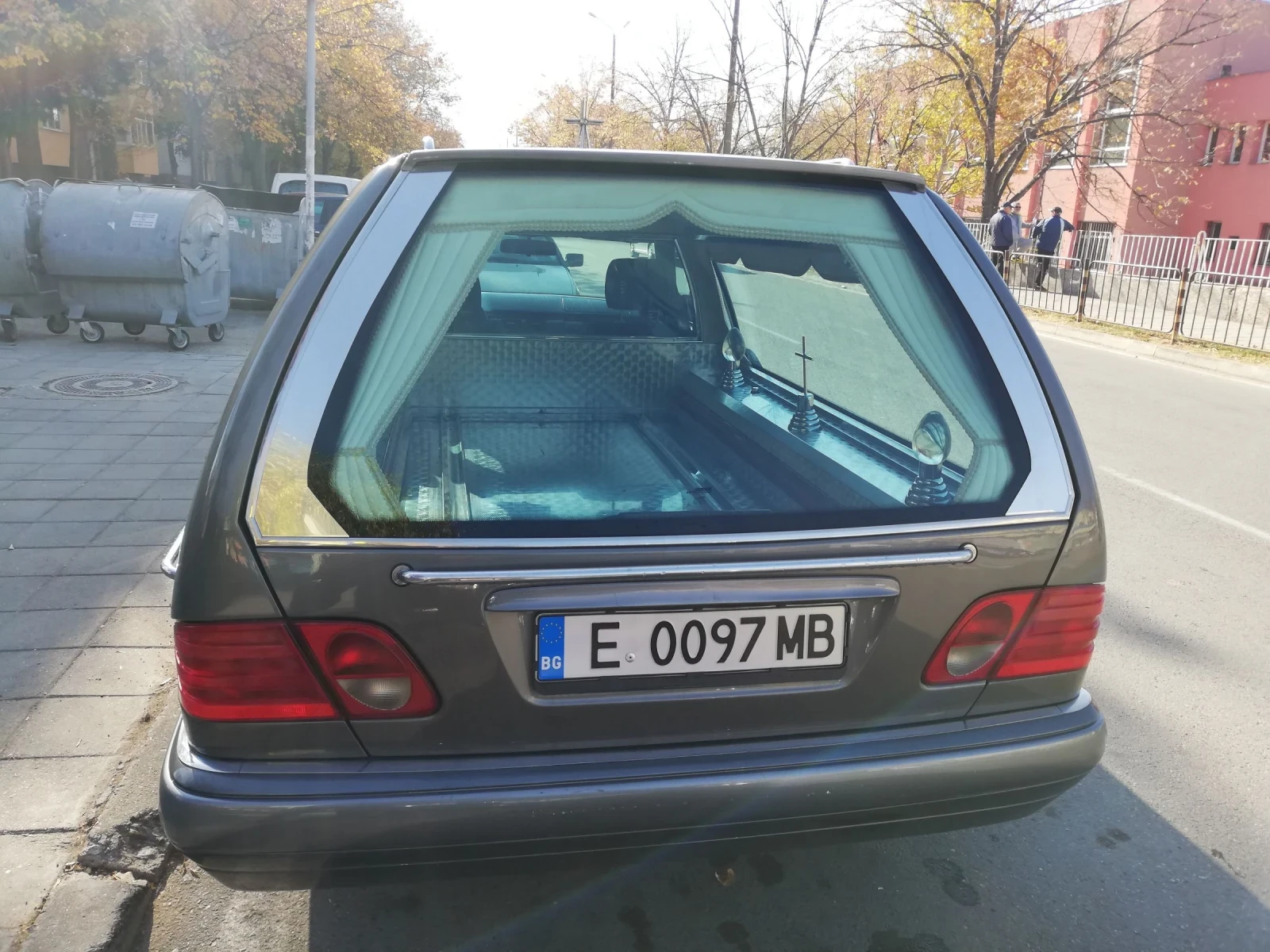 Mercedes-Benz E 250 2500 - изображение 2