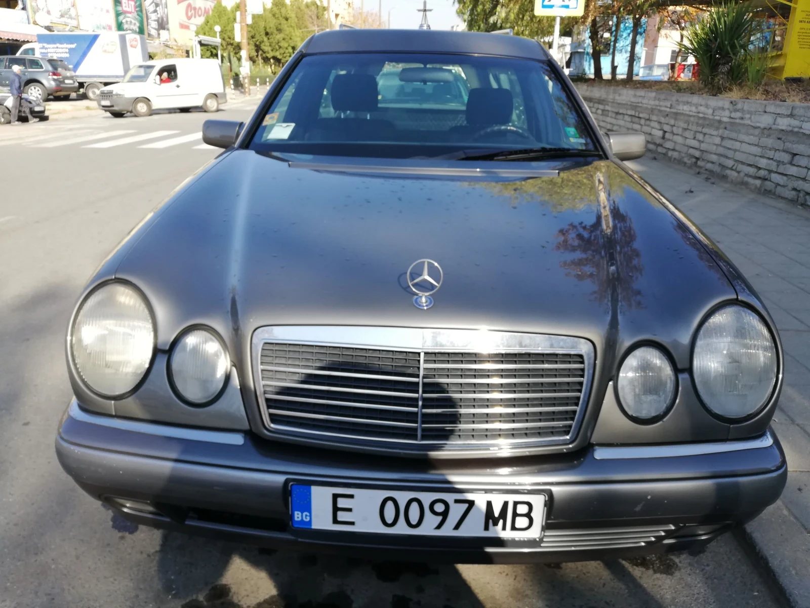 Mercedes-Benz E 250 2500 - изображение 3