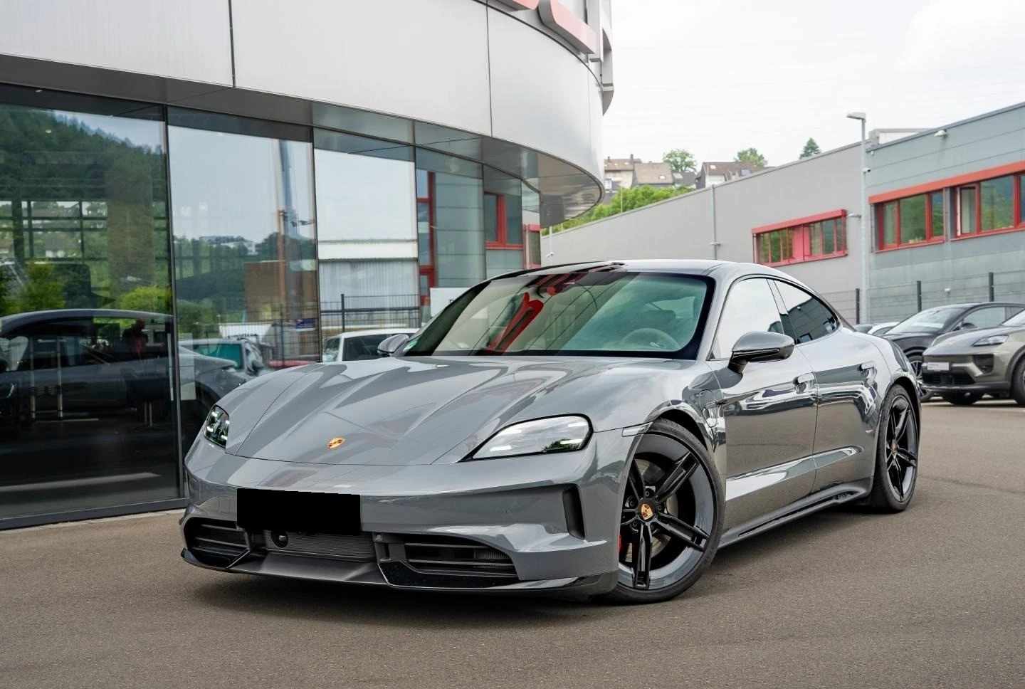 Porsche Taycan GTS/SPORT CHRONO/CARBON/BOSE/PANO/MATRIX/21/ - изображение 3