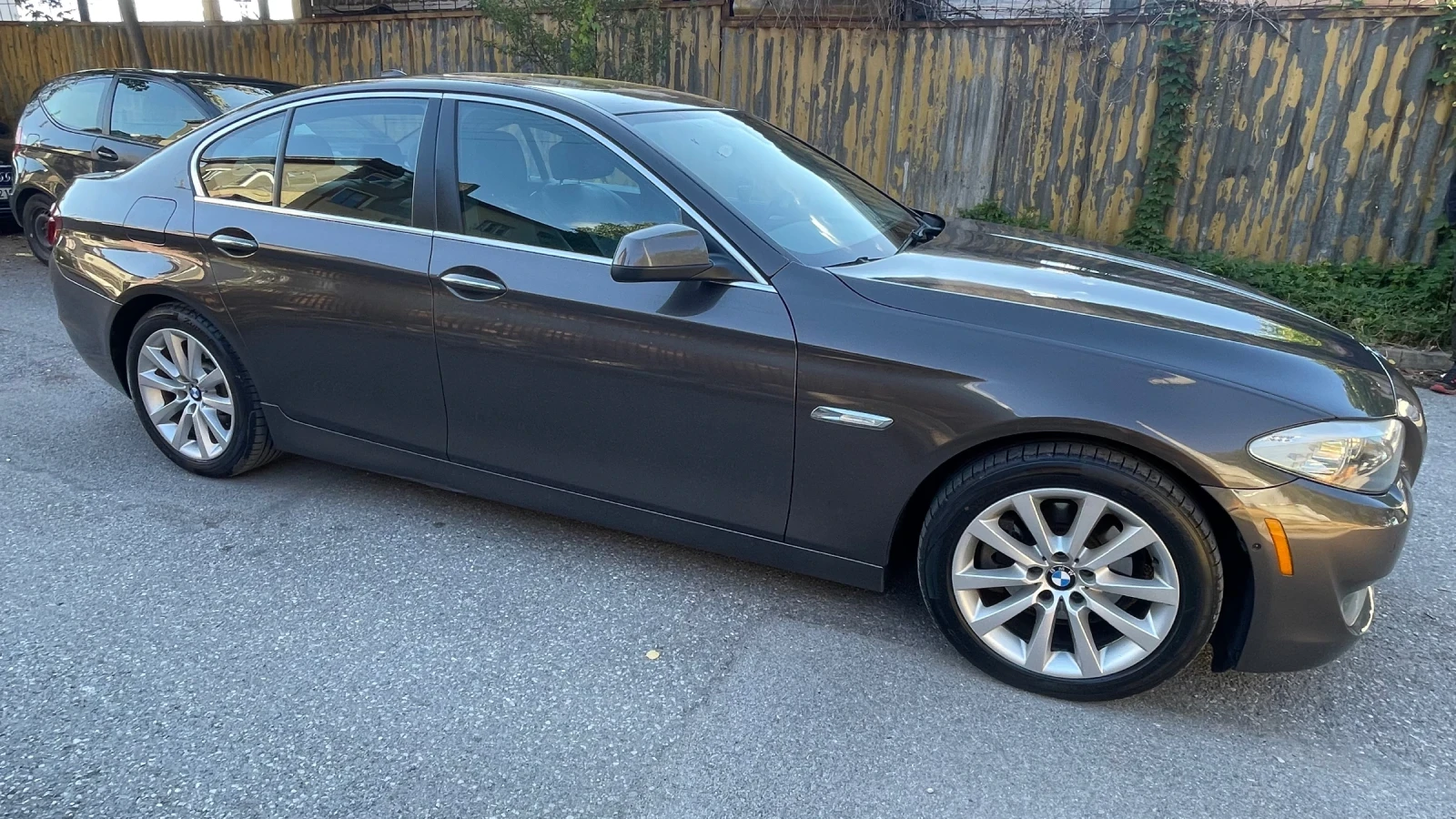 BMW 528 XDrive F10 - изображение 2