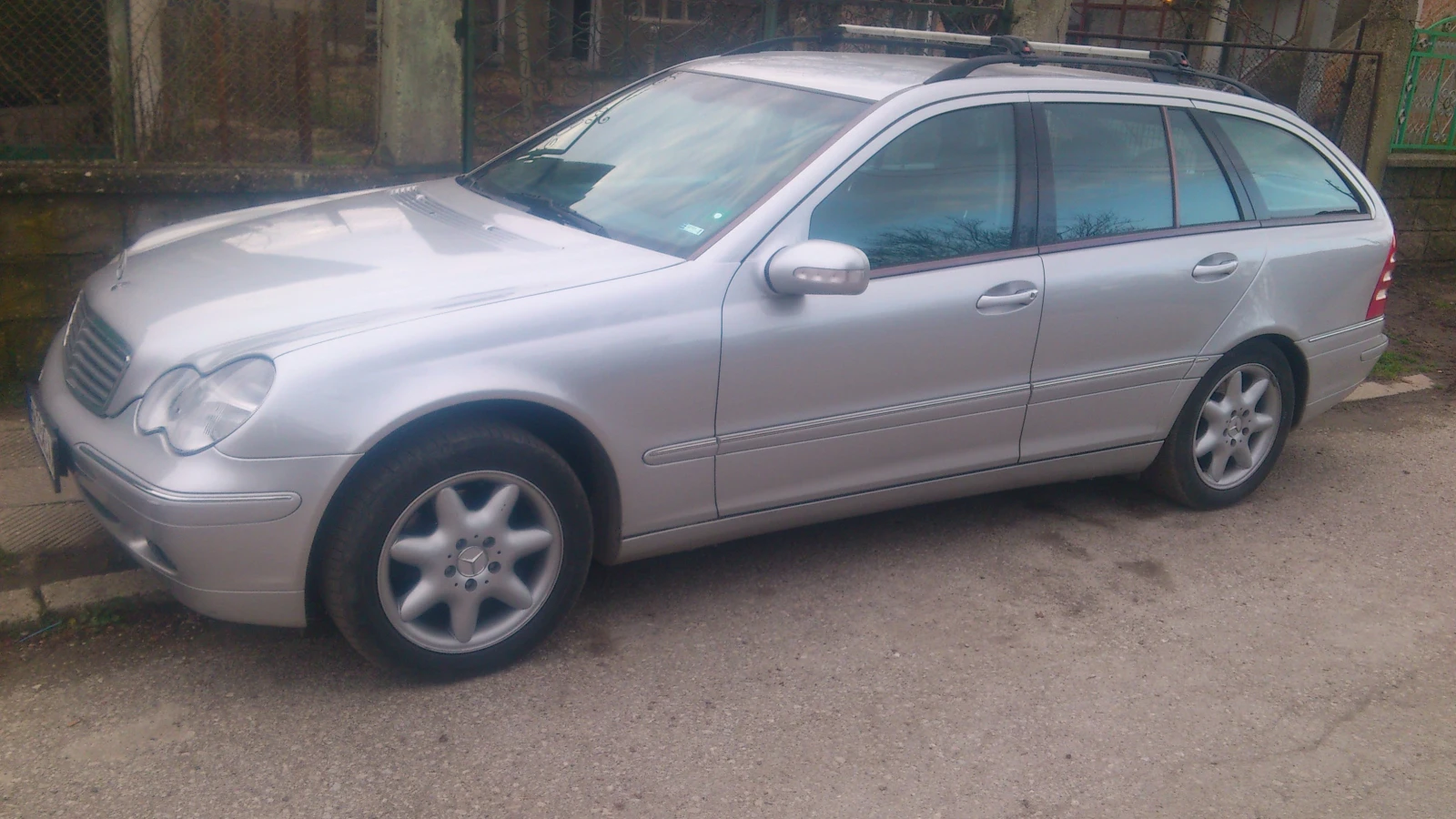 Mercedes-Benz C 240  - изображение 7