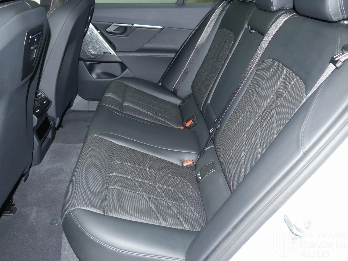 BMW i5 M60 xDrive Touring | Mobile.bg � ����������� 8