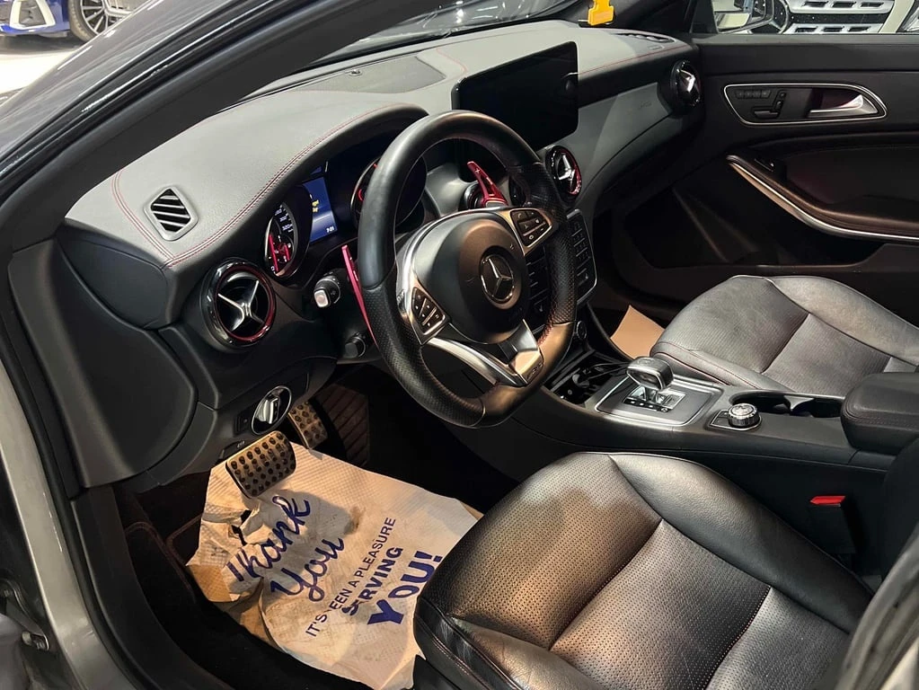 Mercedes-Benz CLA 45 AMG * CARFAX * БЕЗ ПЪРВОНАЧАЛНА ВНОСКА - изображение 5