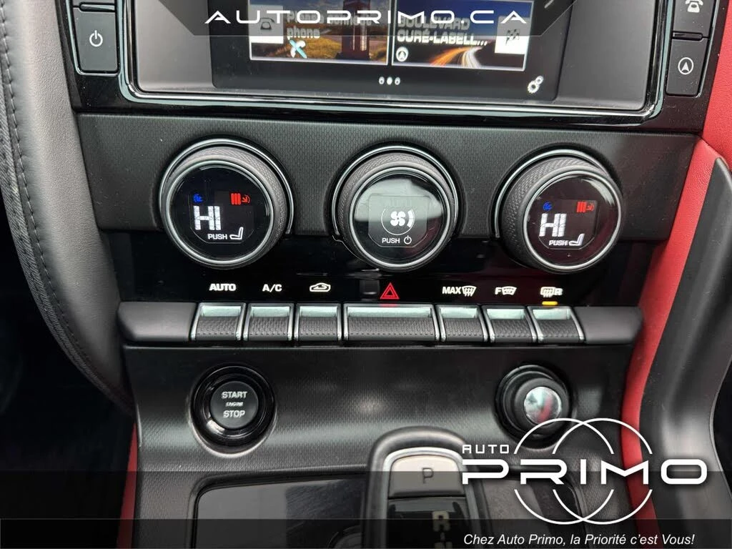 Jaguar F-Type S Coupe AWD* АвтоКредит* (Цена до БГ) , снимка 16 - Автомобили и джипове - 53831412