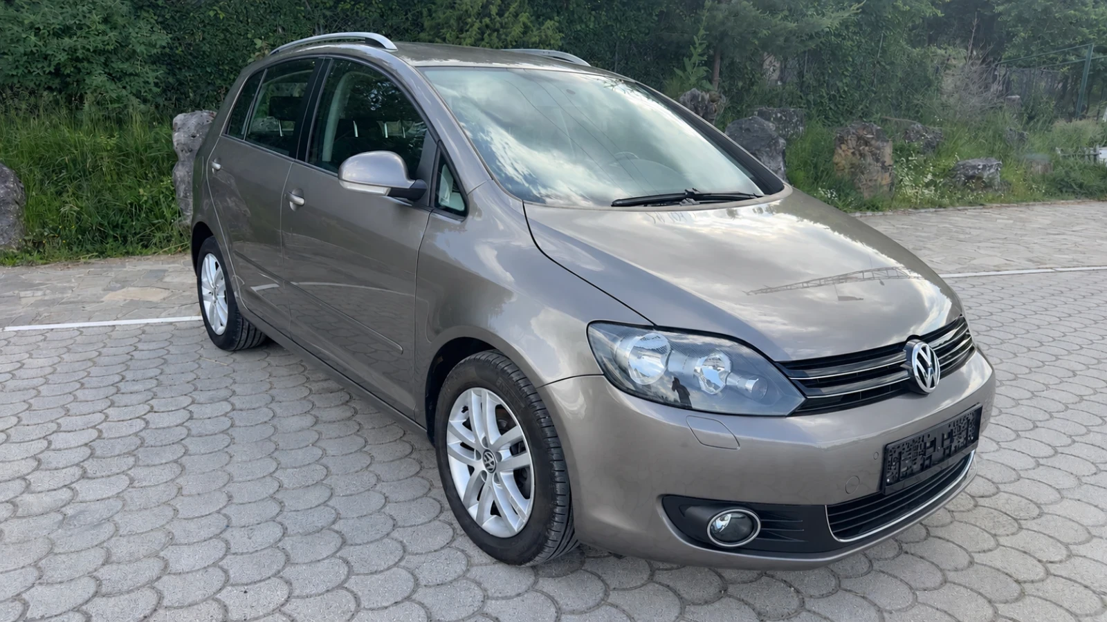 VW Golf Plus 1.6TDI DSG EURO 5B, снимка 3 - Автомобили и джипове - 54670351