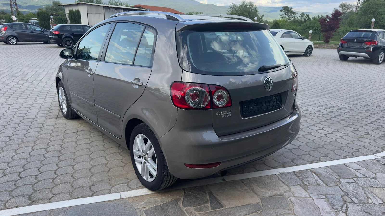 VW Golf Plus 1.6TDI DSG EURO 5B, снимка 5 - Автомобили и джипове - 54670351